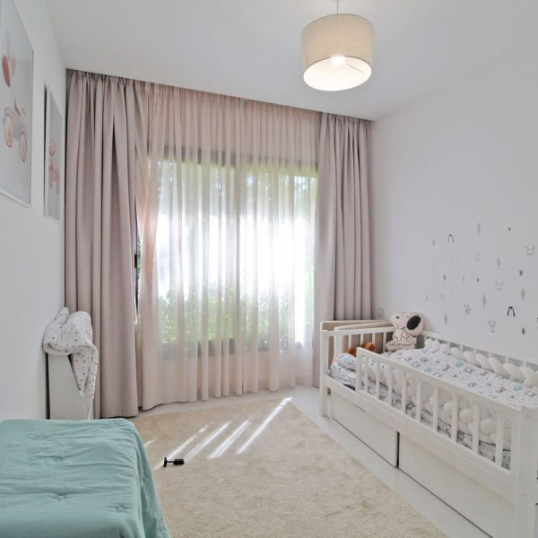 Apartment with Big Terrace for sale in Cataleya Estepona 5