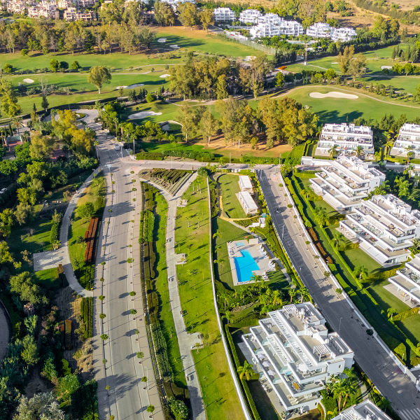 Apartment with Mountain Views for Sale in Cataleya Estepona (1)