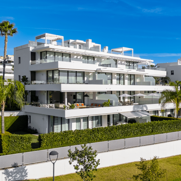 Apartment with Mountain Views for Sale in Cataleya Estepona (12)