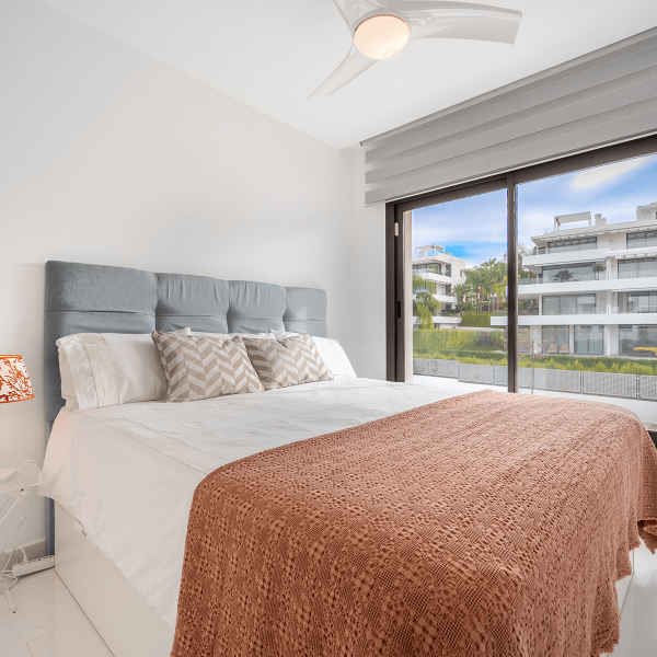 Apartment with Mountain Views for Sale in Cataleya Estepona (2)