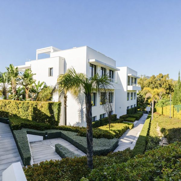 Discover-This-Exclusive-Apartment-for-Sale-in-Cataleya-Estepona (19)