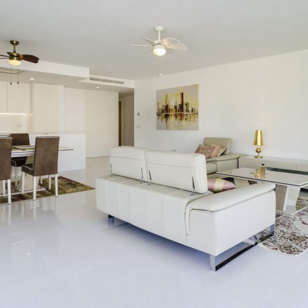 Discover-This-Exclusive-Apartment-for-Sale-in-Cataleya-Estepona (2)