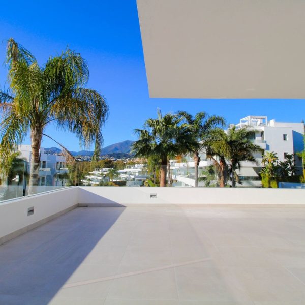 Discover-This-Exclusive-Apartment-for-Sale-in-Cataleya-Estepona (22)