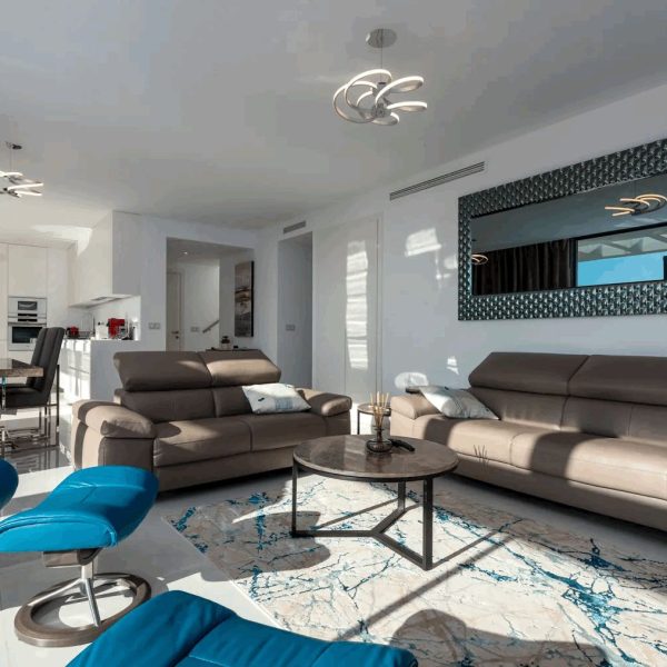 Luxury Duplex Penthouse for Sale in Cataleya Estepona 3