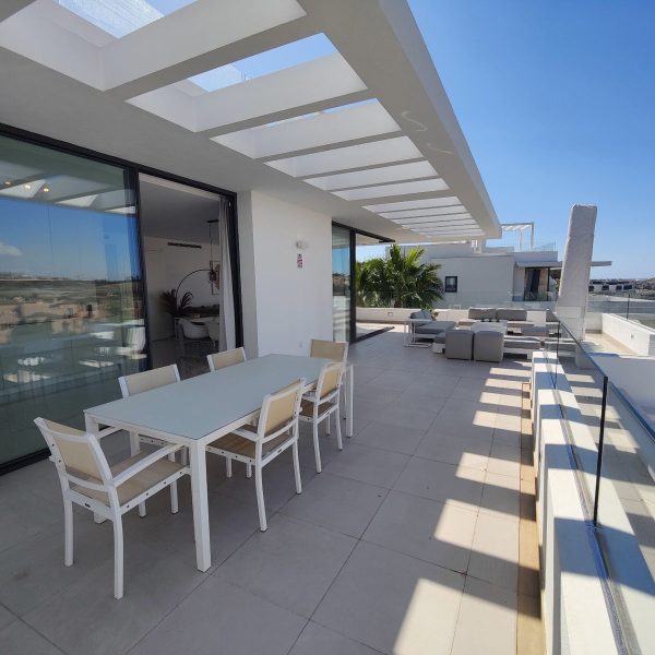 Sea View Penthouse for Sale in Cataleya Estepona 15