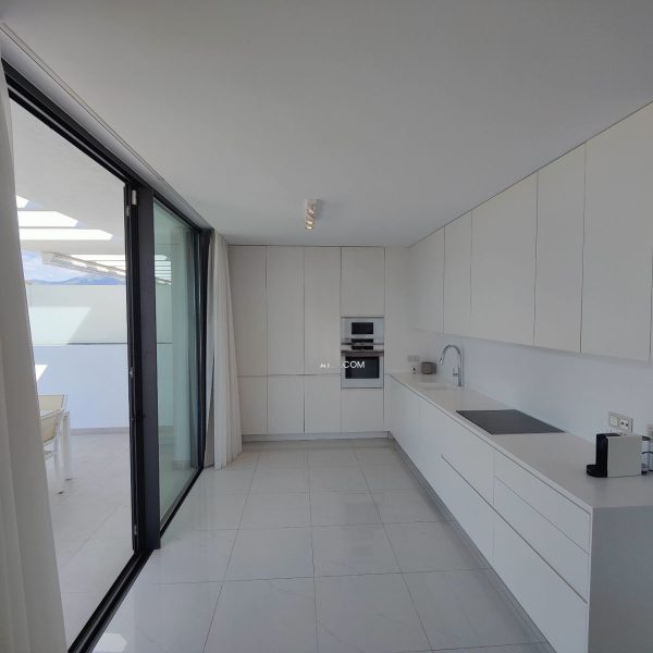 Sea View Penthouse for Sale in Cataleya Estepona 18