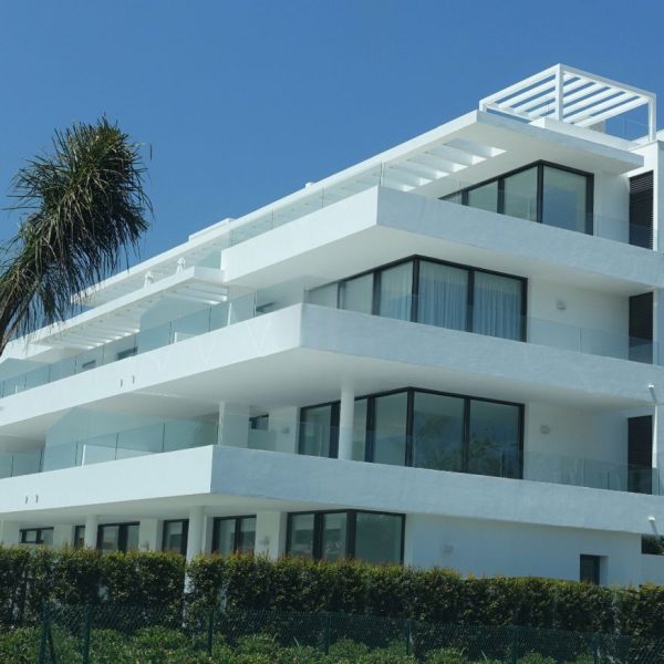 Sea View Penthouse for Sale in Cataleya Estepona 23
