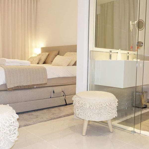 Sea View Penthouse for Sale in Cataleya Estepona 37
