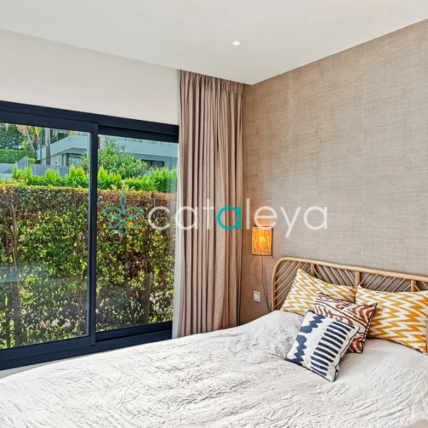 Spacious Apartment with Large Terrace for Sale in Cataleya Estepona, Atalaya Gol (19)