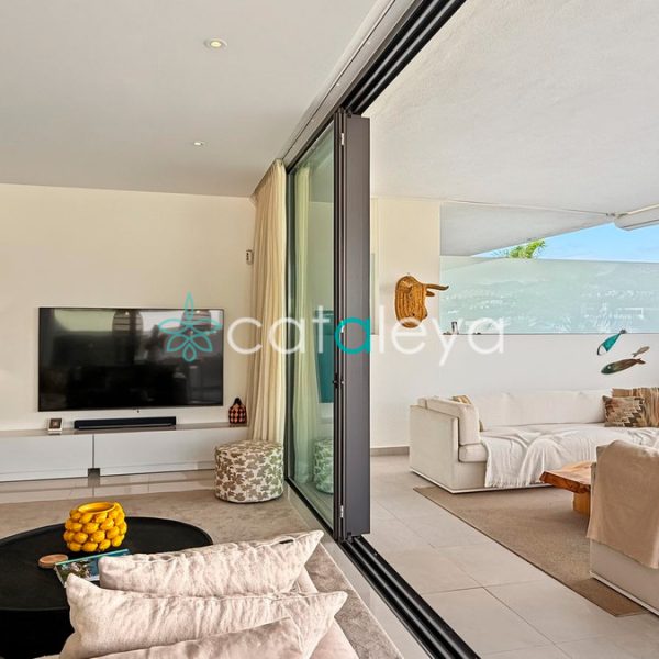 Spacious Apartment with Large Terrace for Sale in Cataleya Estepona, Atalaya Gol (4)