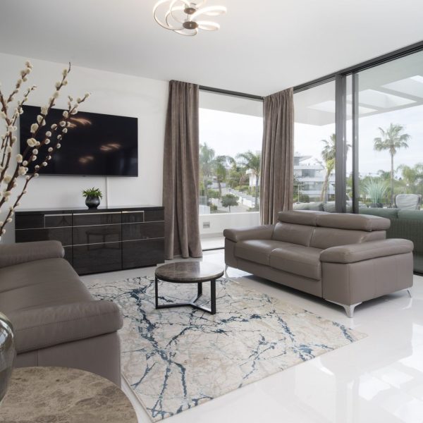 stunning-duplex-penthouse-for-sale-in-Cataleya-Estepona (10)