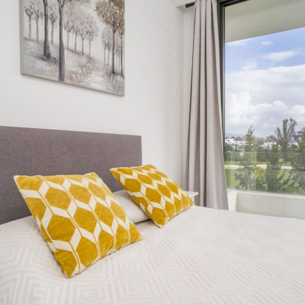 stunning-duplex-penthouse-for-sale-in-Cataleya-Estepona (14)